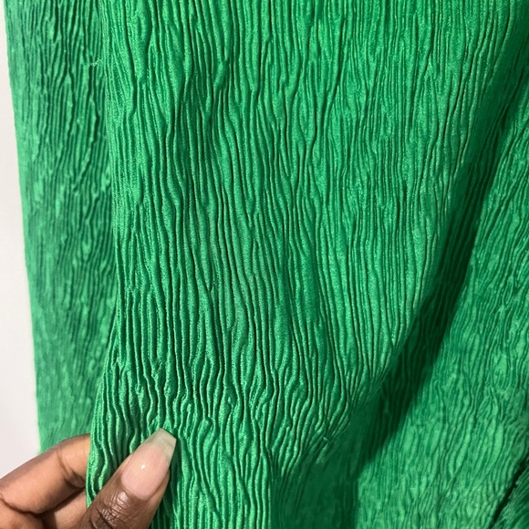 SHEIN crinkle top - Picture 4 of 5